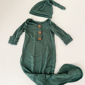 Caden Lane Bamboo Knotted Gown and Hat in Emerald